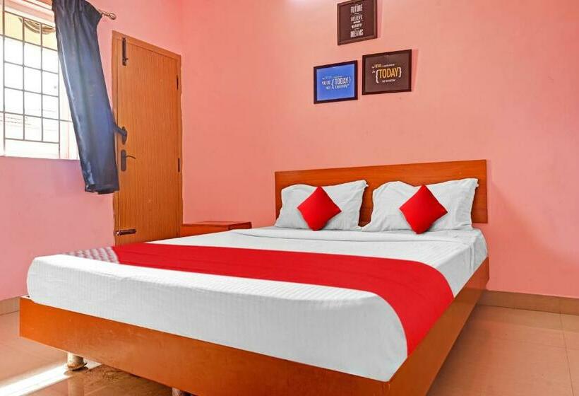 חדר קלאסי לשלושה, Oyo Flagship 81392 Royal Plazza Homestay