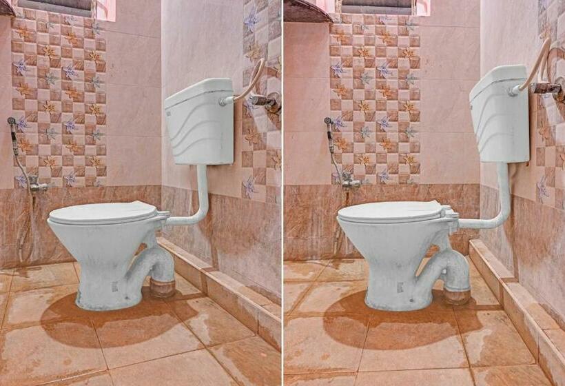 חדר קלאסי לשלושה, Oyo Flagship 81392 Royal Plazza Homestay