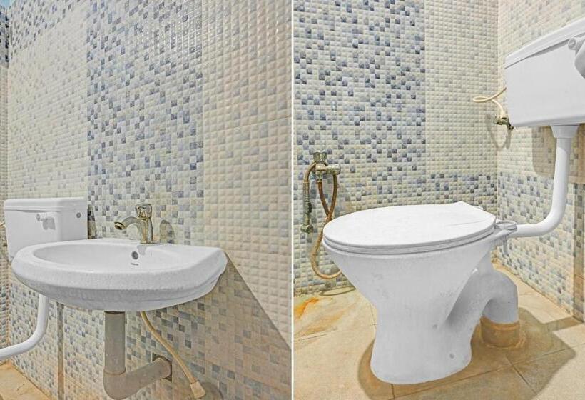 חדר קלאסי לשלושה, Oyo Flagship 81392 Royal Plazza Homestay