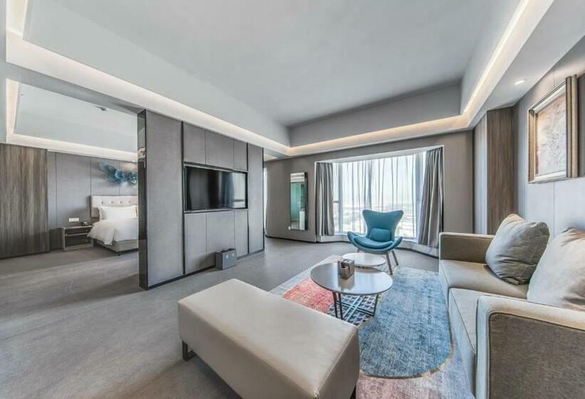 Люкс Повышенной Комфортности, Ewo Grand Hotel Shanghai