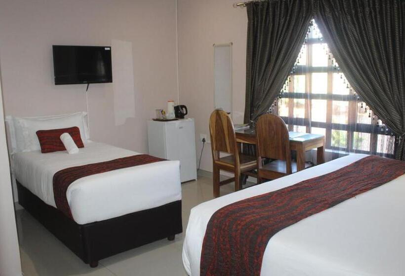 اتاق خانوادگی, Mmathaba Guest House