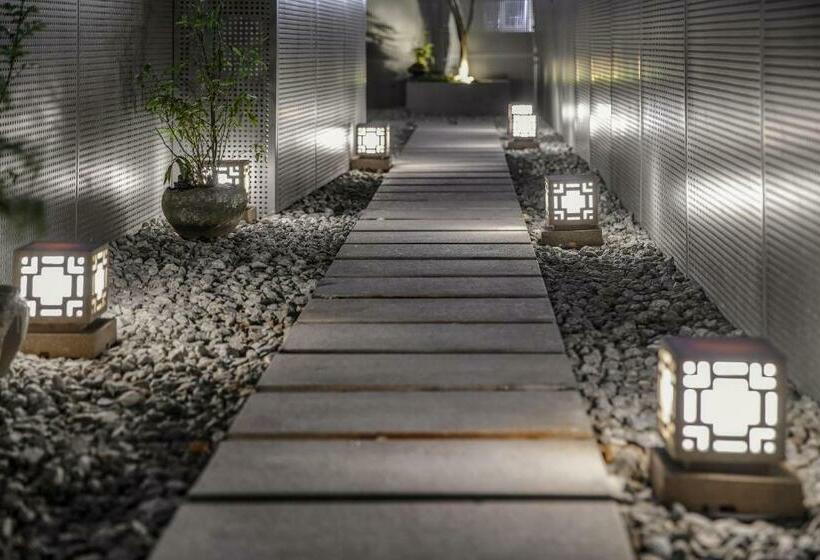 Номер Стандарт, Guangzhou Shug Art