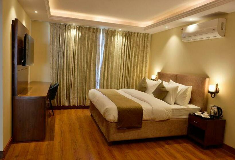 高级大房间, Rajgriha Kasauli
