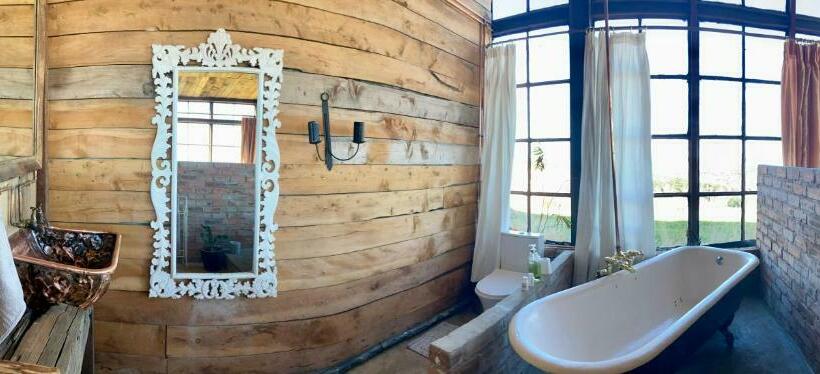 חדר דחוקס עם מיטת קינג, Infinity At Enfin Estate