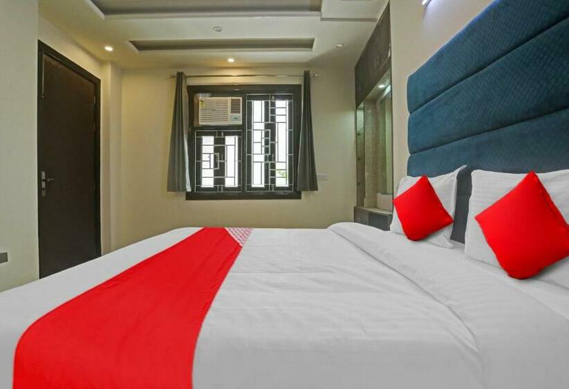 Quarto Triplo Clássico, Golden Key Inn Punjabi Bagh