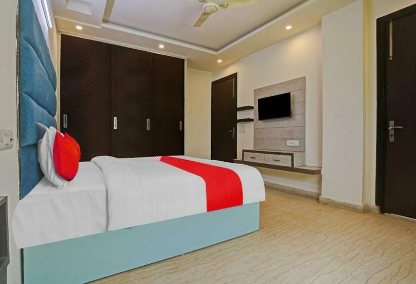 Üç Kişilik Klasik oda, Golden Key Inn Punjabi Bagh