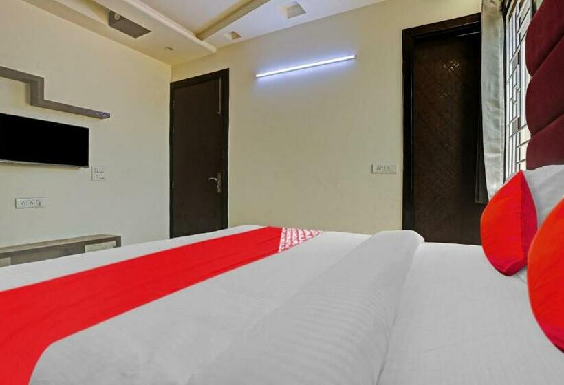 Üç Kişilik Klasik oda, Golden Key Inn Punjabi Bagh