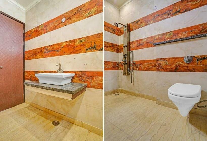 Üç Kişilik Klasik oda, Golden Key Inn Punjabi Bagh