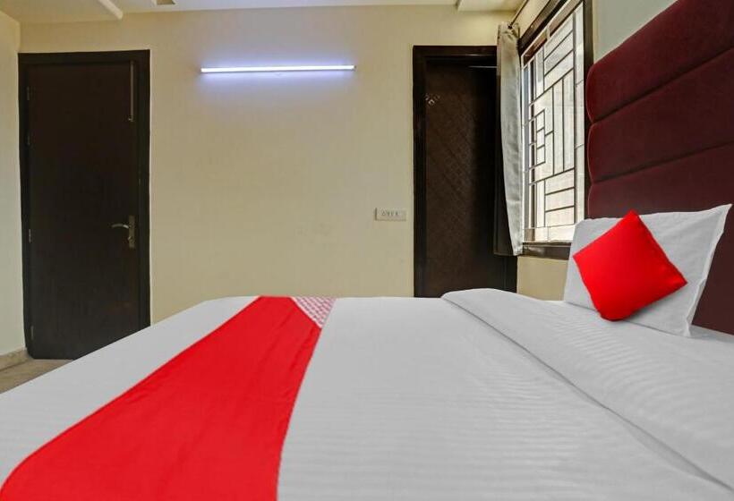 Üç Kişilik Klasik oda, Golden Key Inn Punjabi Bagh