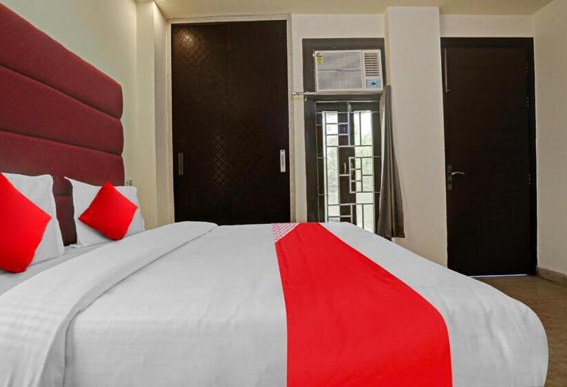 Üç Kişilik Klasik oda, Golden Key Inn Punjabi Bagh