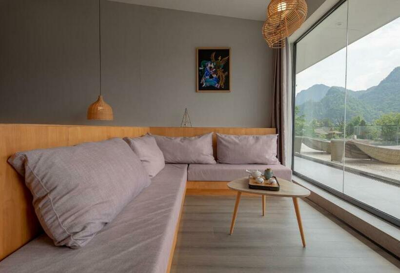 스탠다드 발코니 룸, Avatar Mountain Resort