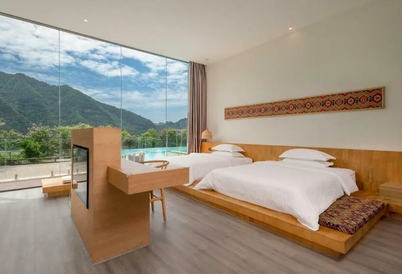 バルコニー付きスタンダードルーム, Avatar Mountain Resort