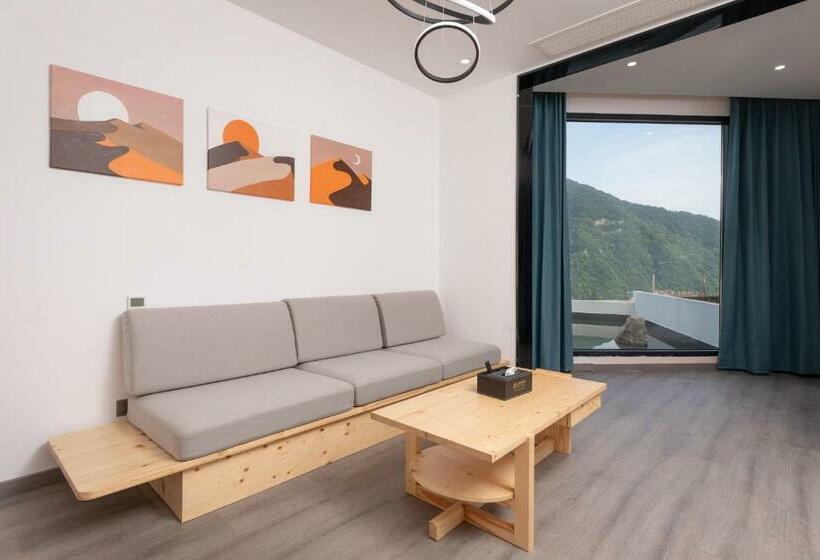 침실 2개 스위트, Avatar Mountain Resort