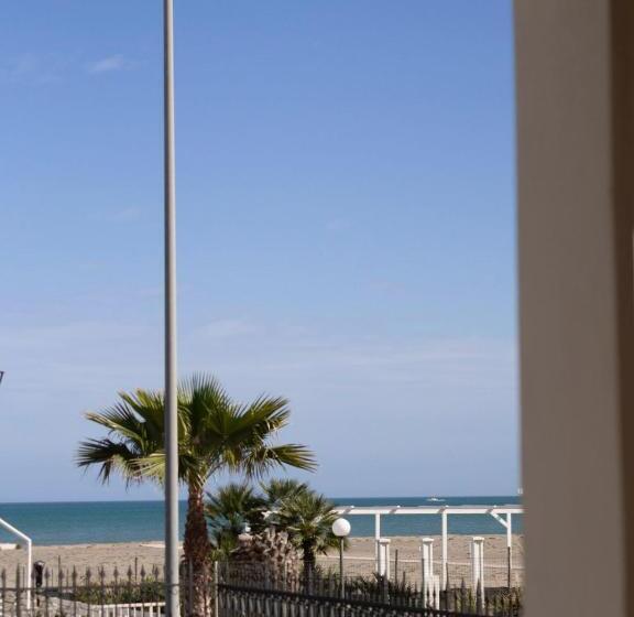 景色の見えるトリプルスタンダードルーム, Dimora Nilu