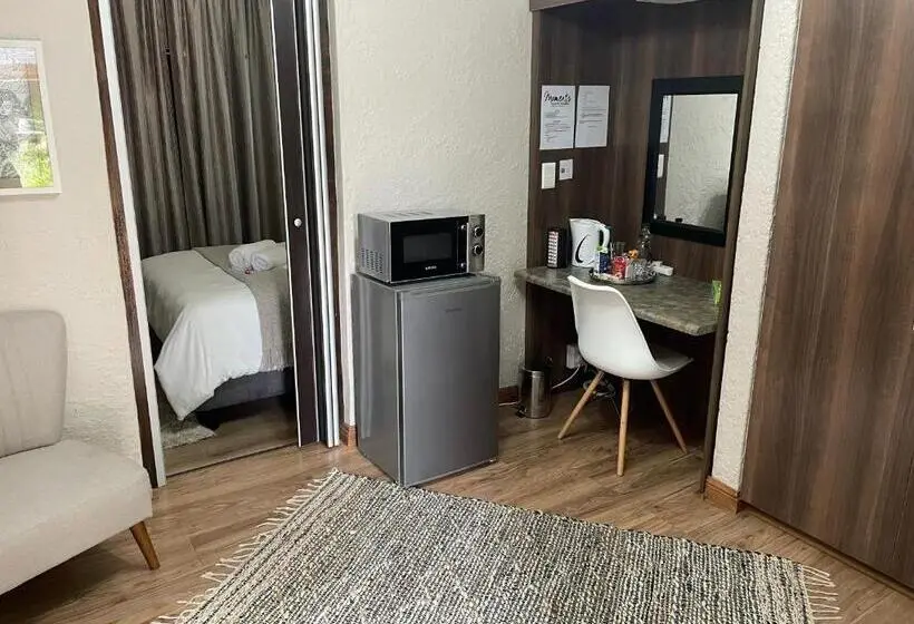 デラックスルーム, Moments Guest House