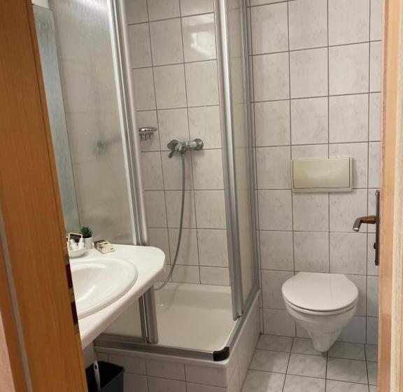 스탠다드 룸, Bistro Zur Quelle