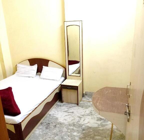 غرفة قياسية, Shreeji Arpan