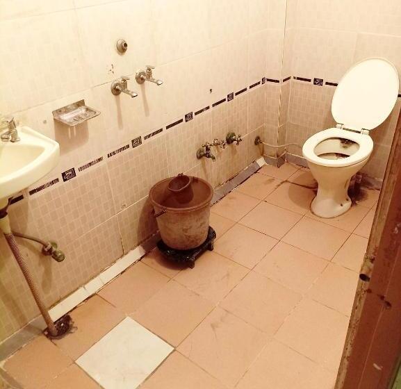 غرفة قياسية, Shreeji Arpan