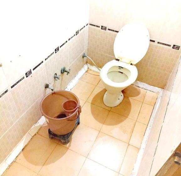 غرفة أساسية ثلاثية, Shreeji Arpan