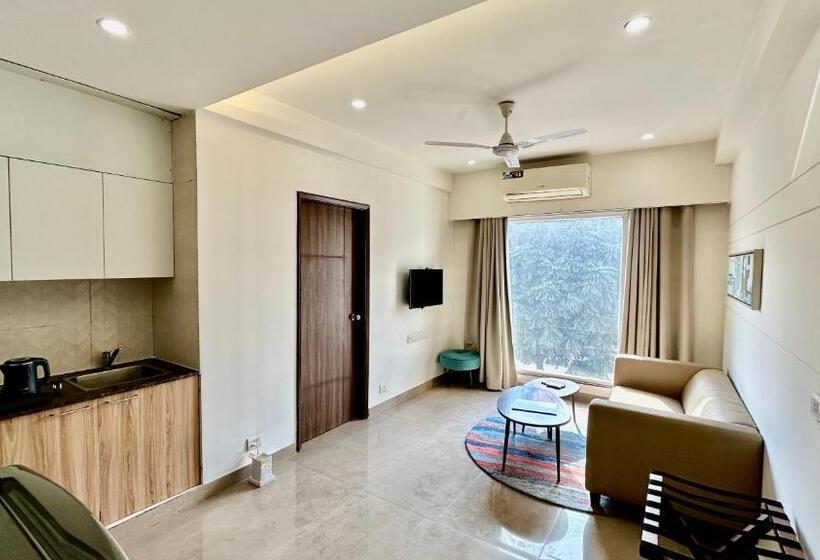 اتاق لوکس, Residences By Hotel Limon, Sector 45 Gurgaon