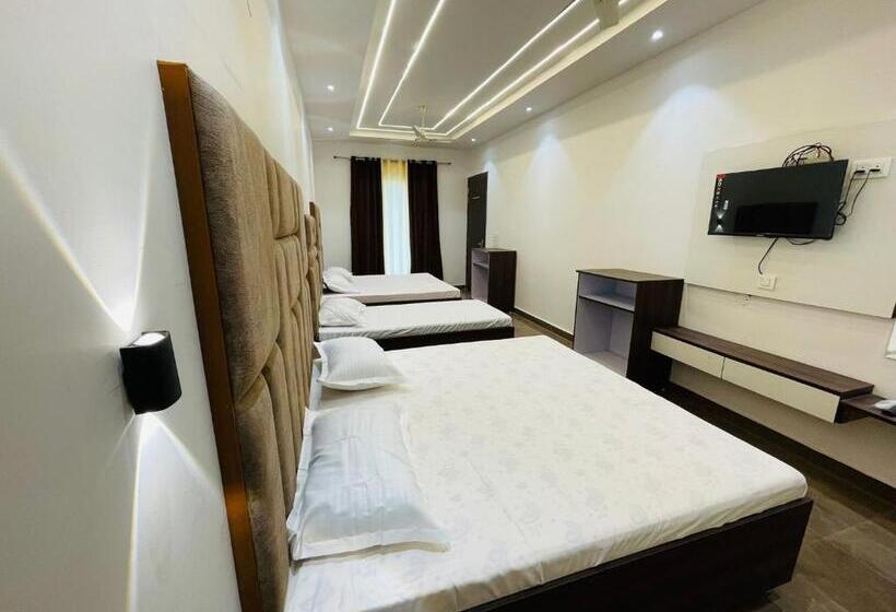 جناح عائلي, The Bubbles