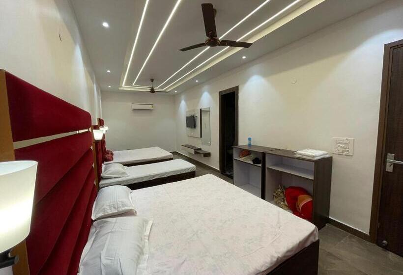 Family Suite, The Bubbles