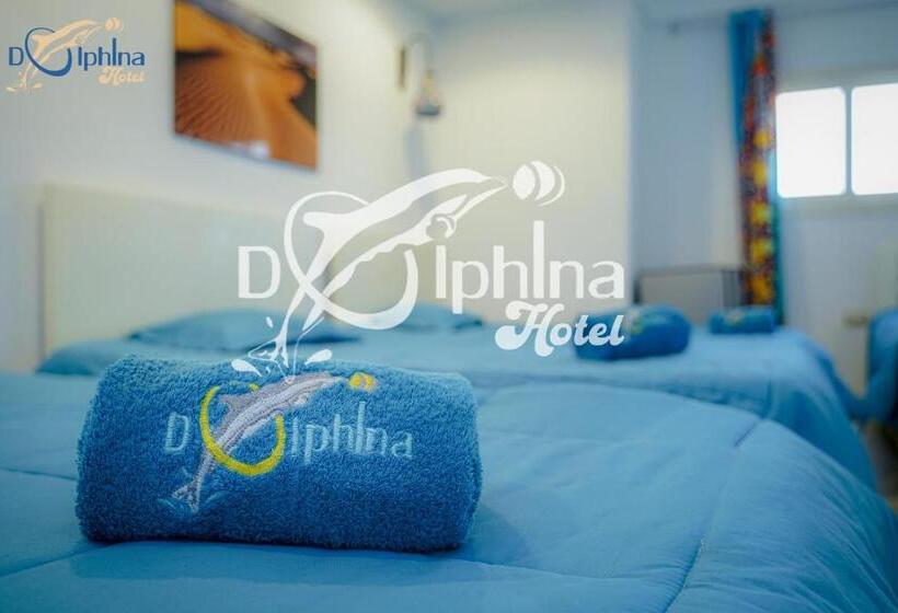 اتاق استاندارد سه نفره, Dolphina Hotel & Restaurant