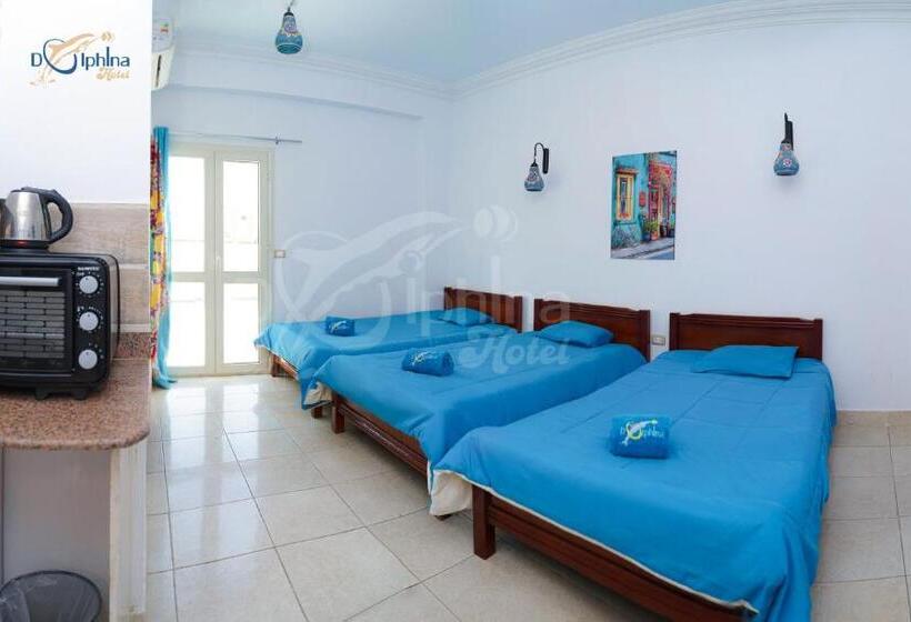 اتاق استاندارد سه نفره, Dolphina Hotel & Restaurant