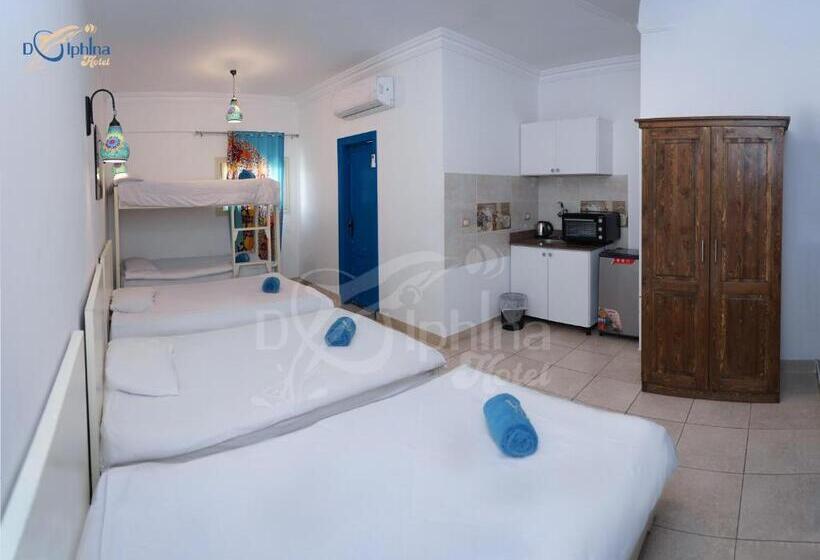 اتاق لوکس خانوادگی, Dolphina Hotel & Restaurant