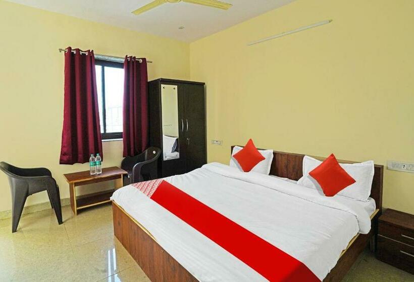 三人经典房间, Oyo Flagship 81356  Blue Moon