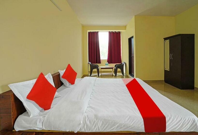 三人经典房间, Oyo Flagship 81356  Blue Moon