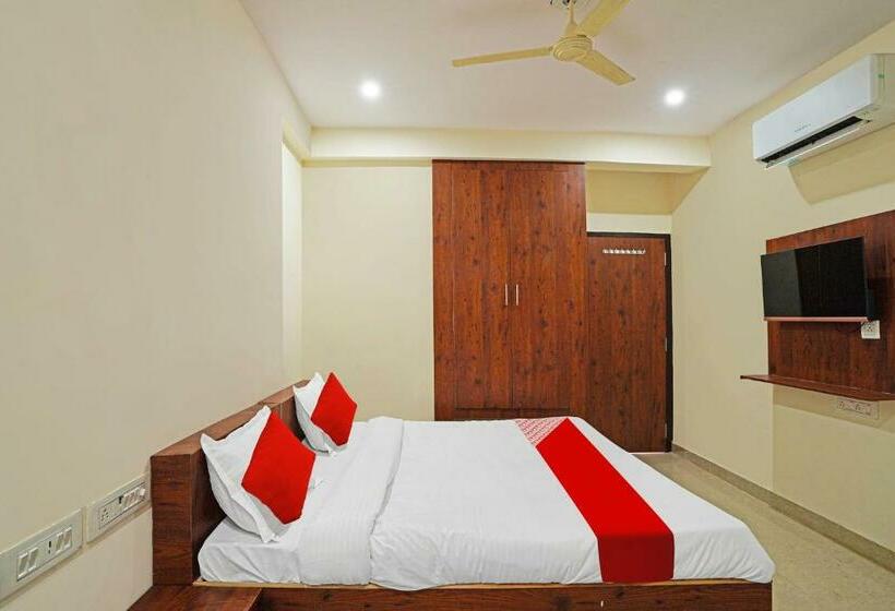 三人经典房间, Oyo Flagship 81356  Blue Moon