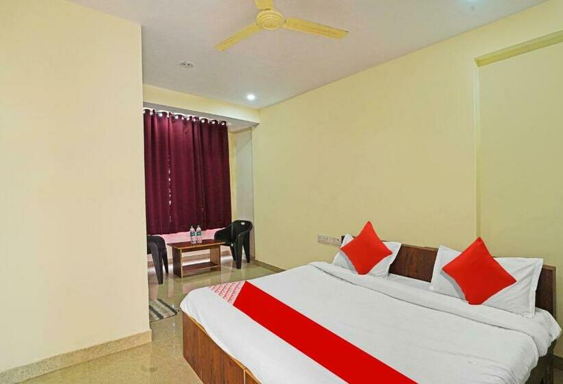 三人经典房间, Oyo Flagship 81356  Blue Moon