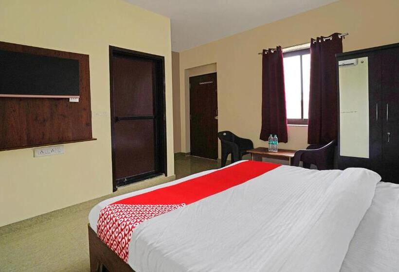 三人经典房间, Oyo Flagship 81356  Blue Moon