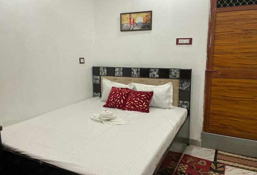 スタンダードルーム, Govind Atithi Grah