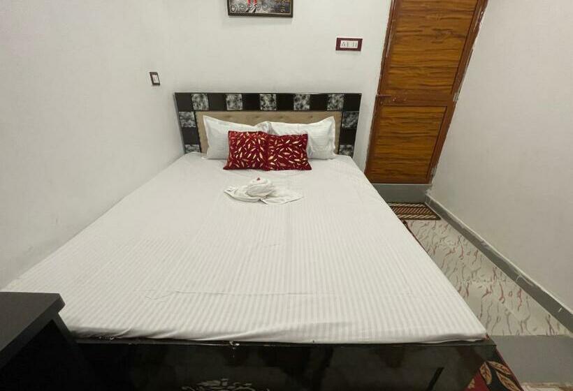 スタンダードルーム, Govind Atithi Grah