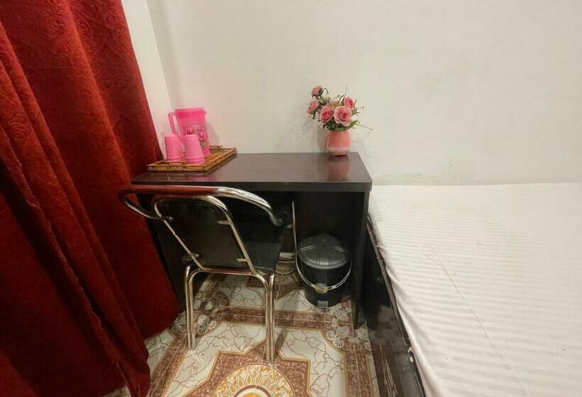 スタンダードルーム, Govind Atithi Grah