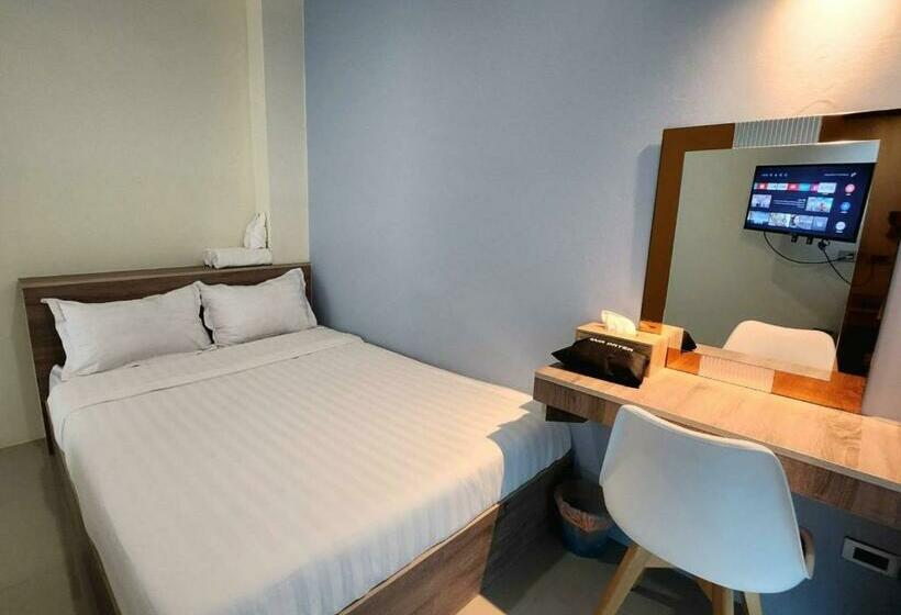 غرفة قياسية, 98 Tower Chiang Mai