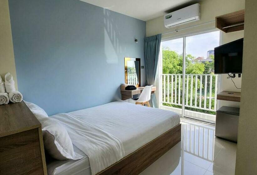 غرفة قياسية, 98 Tower Chiang Mai