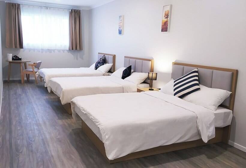 デラックストリプルルーム, Awa