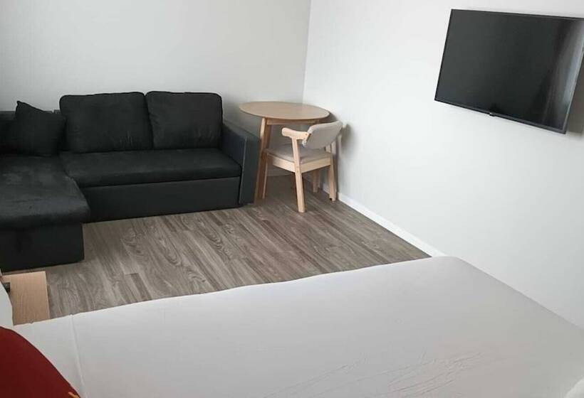 スーペリアールーム, Awa