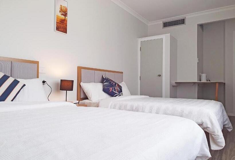 デラックスルーム, Awa