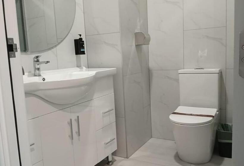 スーペリアールーム, Awa