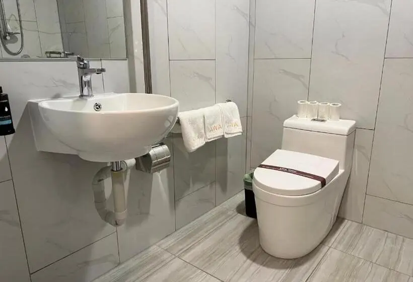 Standard-huone, Awa