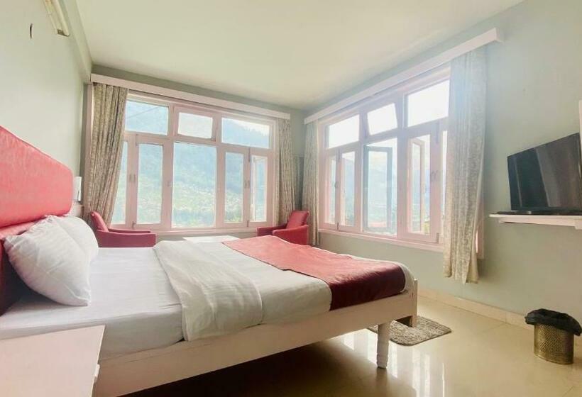 اتاق استاندارد با چشمانداز کوهستان, New Meadows View