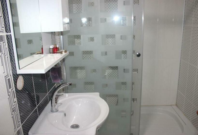 디럭스 룸, Sultanmurat Aymeydanı