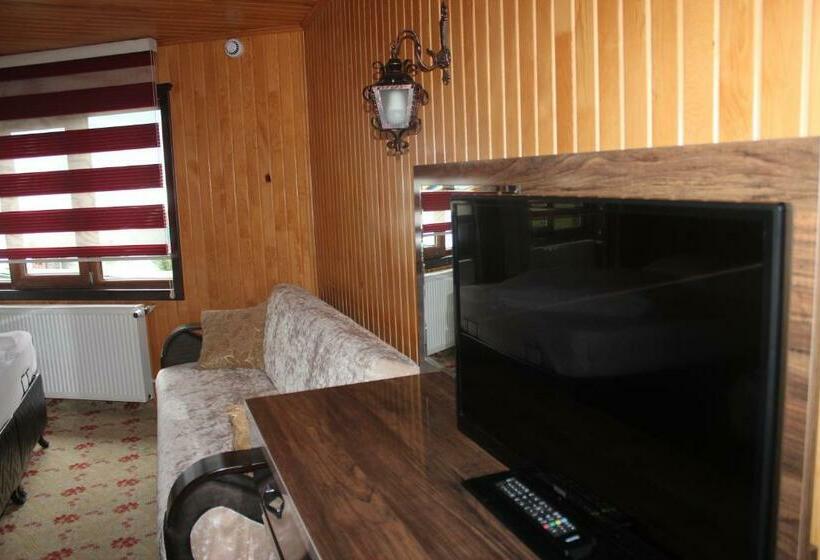 디럭스 룸, Sultanmurat Aymeydanı