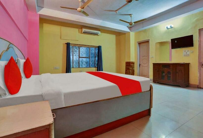 三人经典房间, O Abhishek Residency