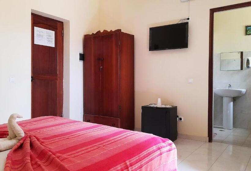 Standardzimmer, Residencial Rosa Criola