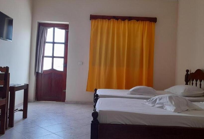 Standardzimmer, Residencial Rosa Criola